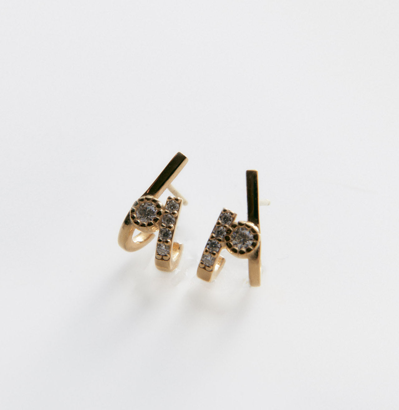 Navi Gold Pave Earlobe Huggie Earring