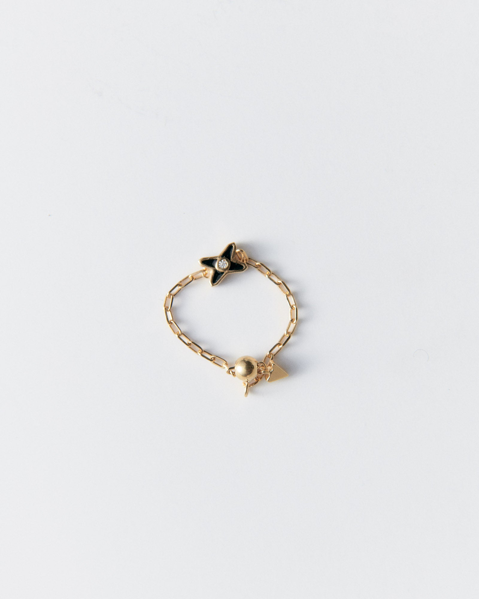 close up image, adjustable chain ring